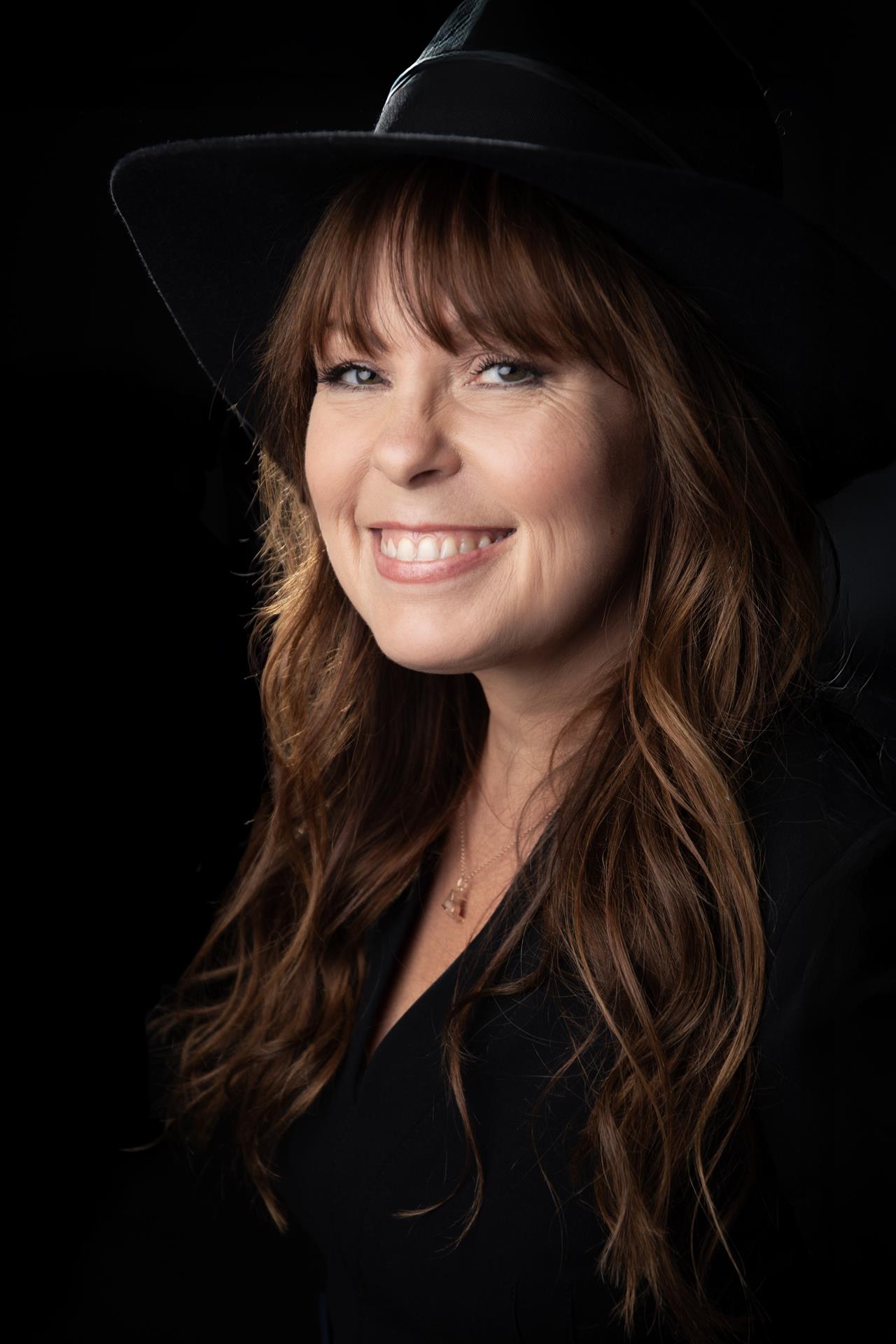 Katie Freudenschuss - One-Woman-Show